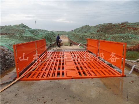 點擊查看詳細信息<br>標題：寬*長*高 4m*6m*1.2m 100T工程洗車機  閱讀次數：3771