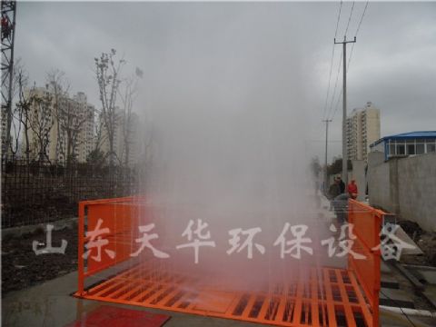 點擊查看詳細信息<br>標題：標準型工程洗車機清洗效果 閱讀次數：4372